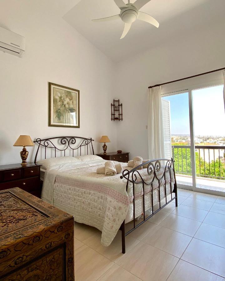 Villa Alicia With Priv Pool, Beautiful Garden And Shady Veranda- 5 Min To The Beach Peyia Exterior foto
