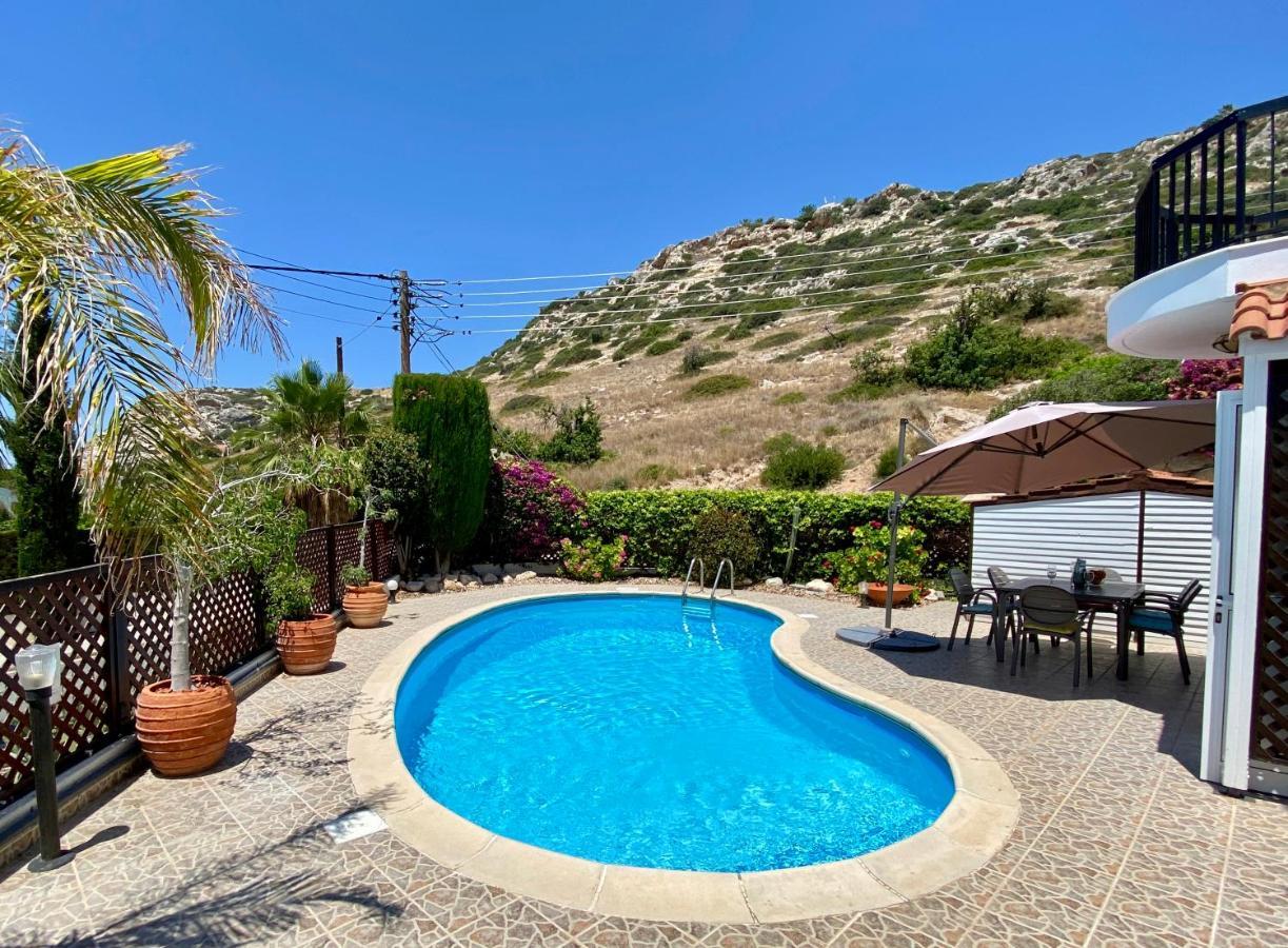 Villa Alicia With Priv Pool, Beautiful Garden And Shady Veranda- 5 Min To The Beach Peyia Exterior foto